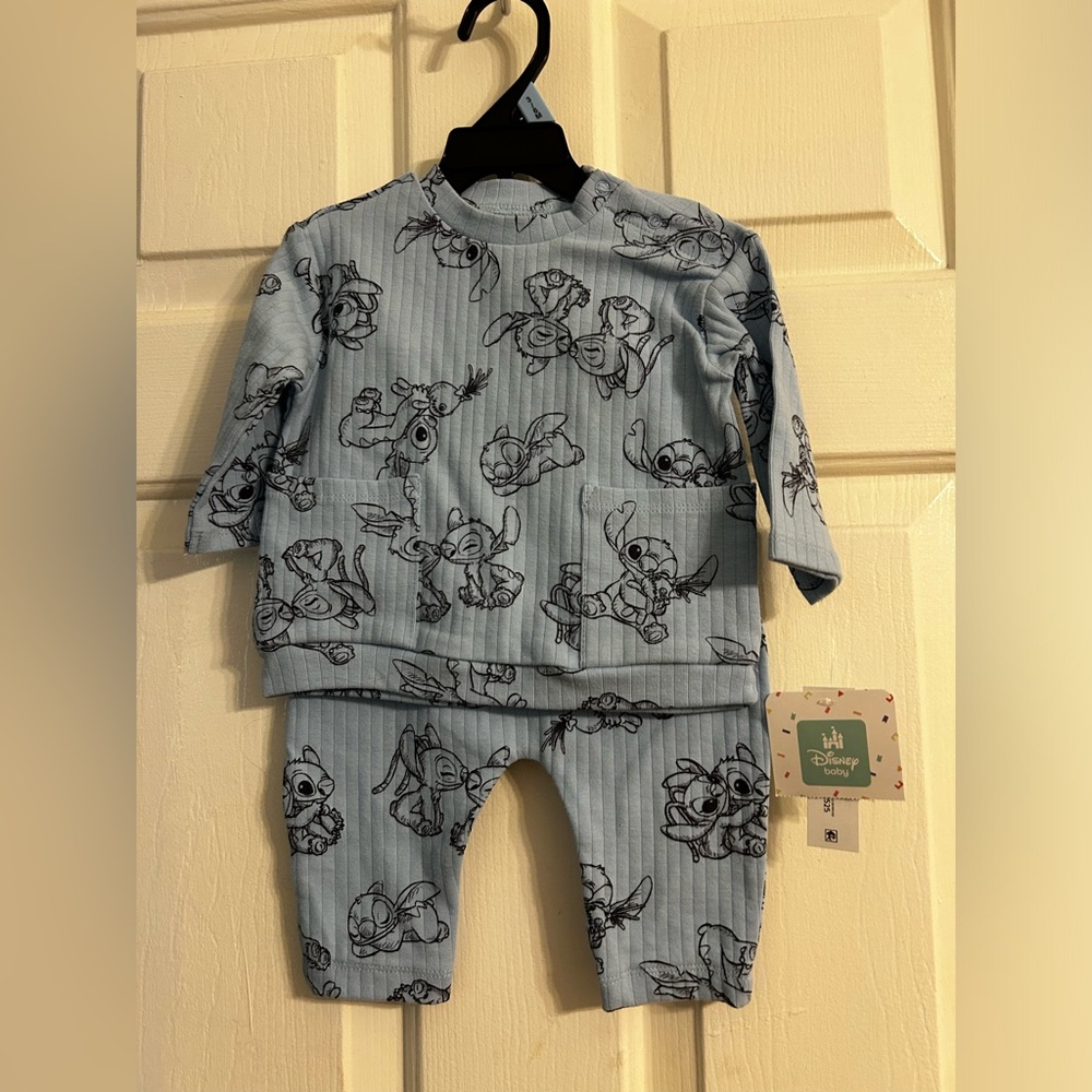 NWT Disney’s Stitch Boys 2 piece set - Picture 2 of 7